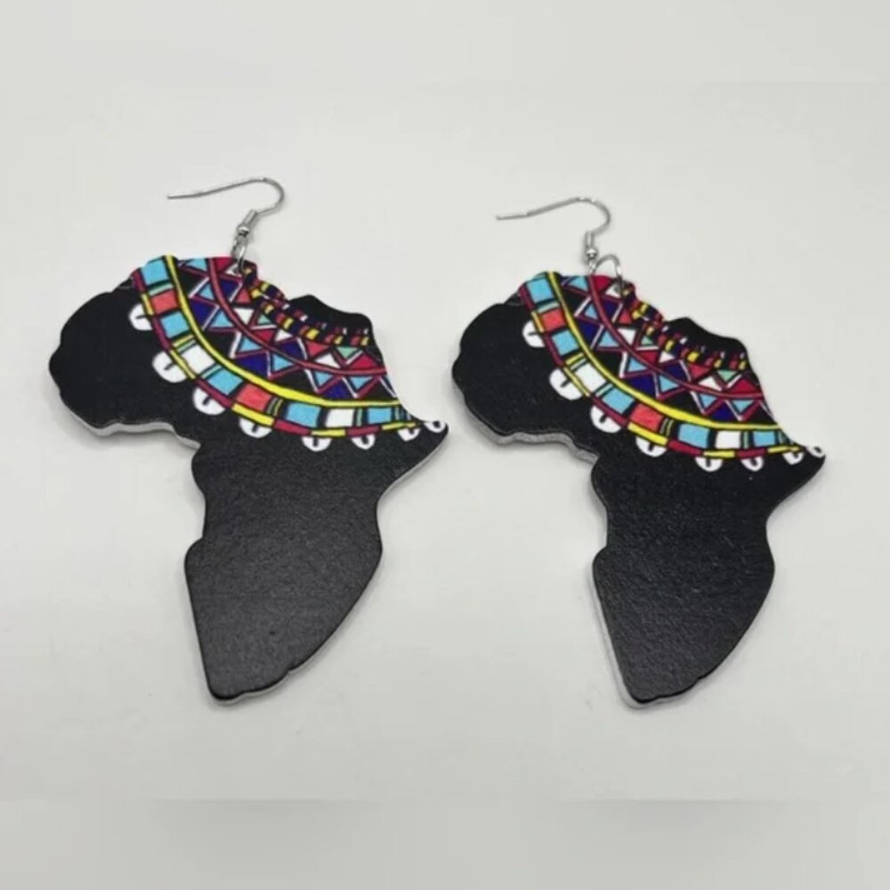 Afrocentric Earrings / Africa Map Earrings